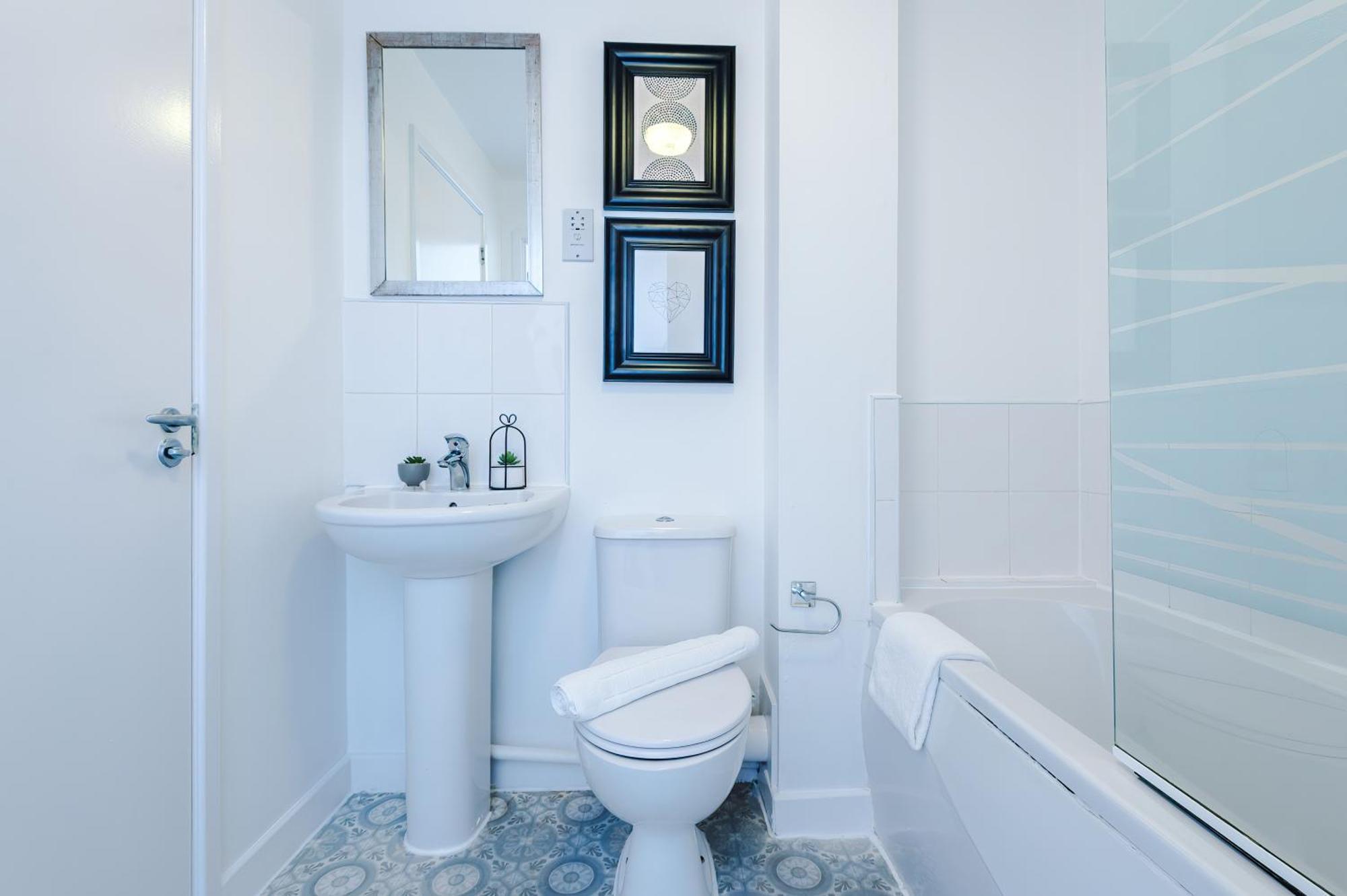 The Consort Serviced Apartment Coventry Exterior photo