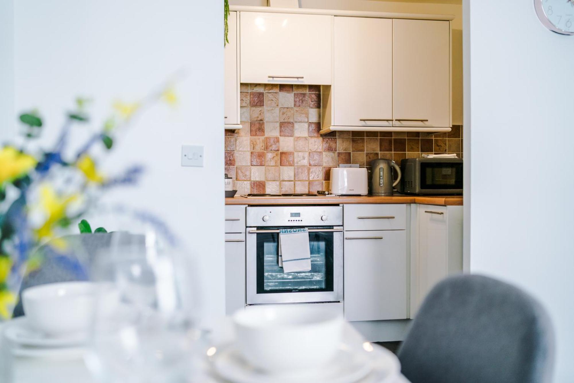 The Consort Serviced Apartment Coventry Exterior photo